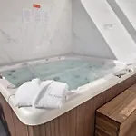 Mila Piscina E Jacuzzi * Salir de Matos