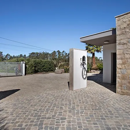 Mila Piscina E Jacuzzi Villa Salir de Matos