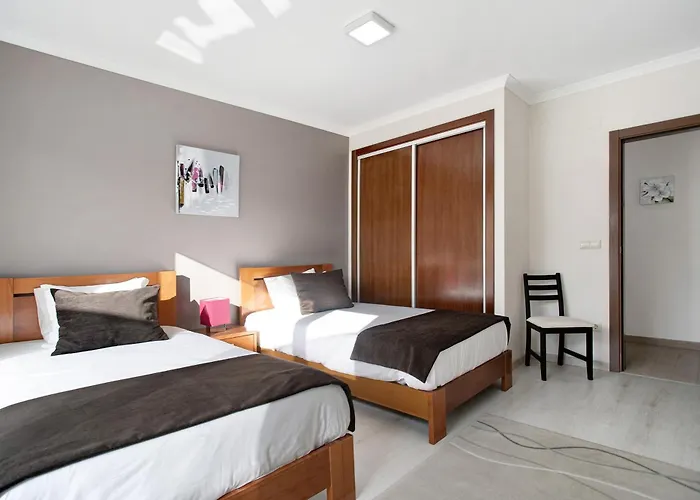 Mila Piscina E Jacuzzi וילה