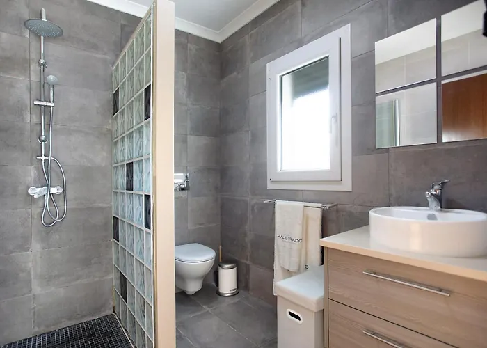 Mila Piscina E Jacuzzi Villa *