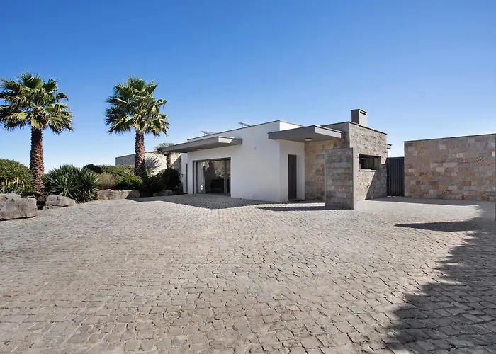 Mila Piscina E Jacuzzi * Salir de Matos