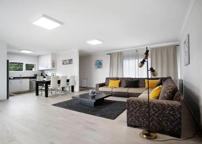 Mila Piscina E Jacuzzi Villa Salir de Matos